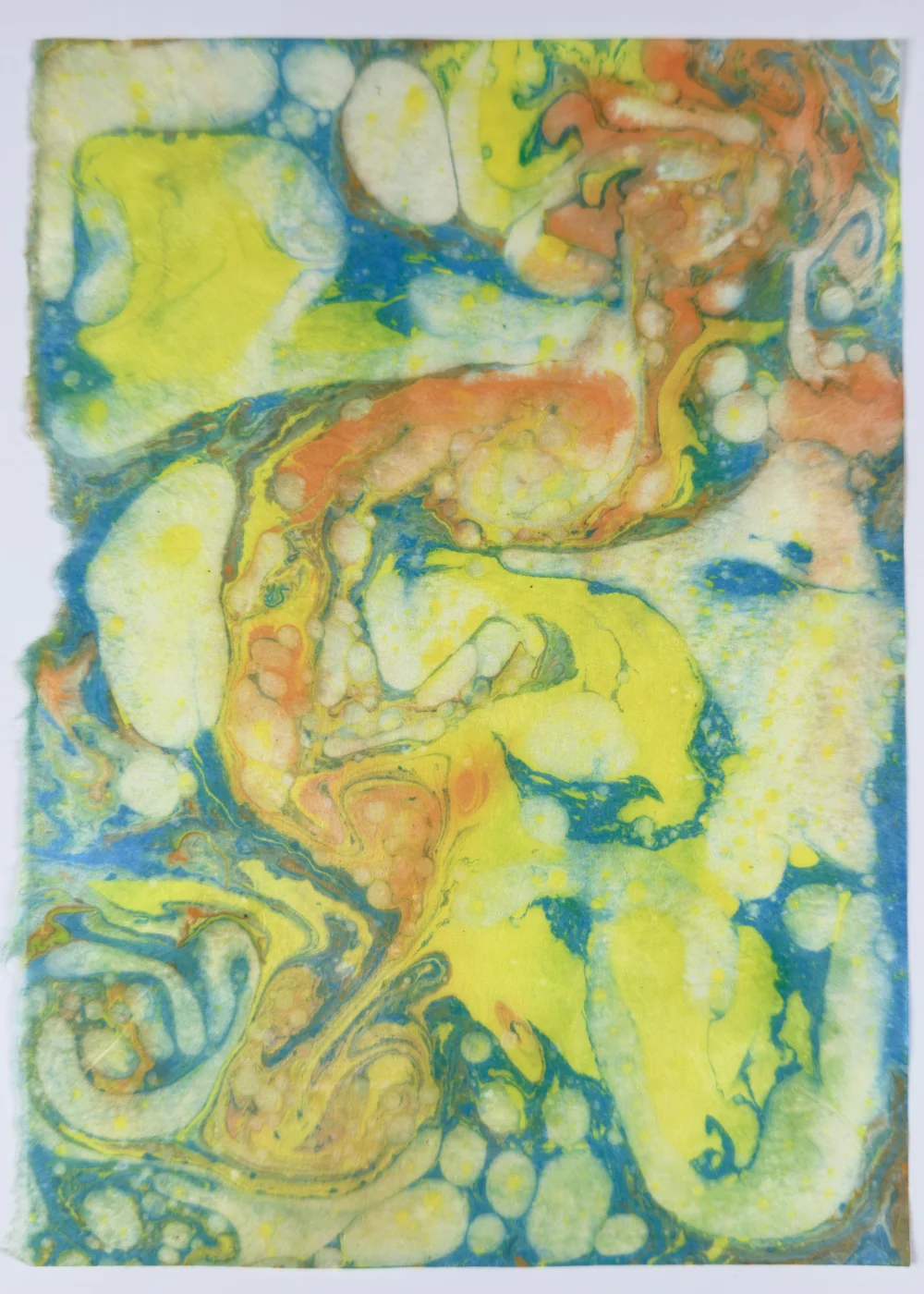 Paper marbling monotype with dragged color and spontaneous ink movement